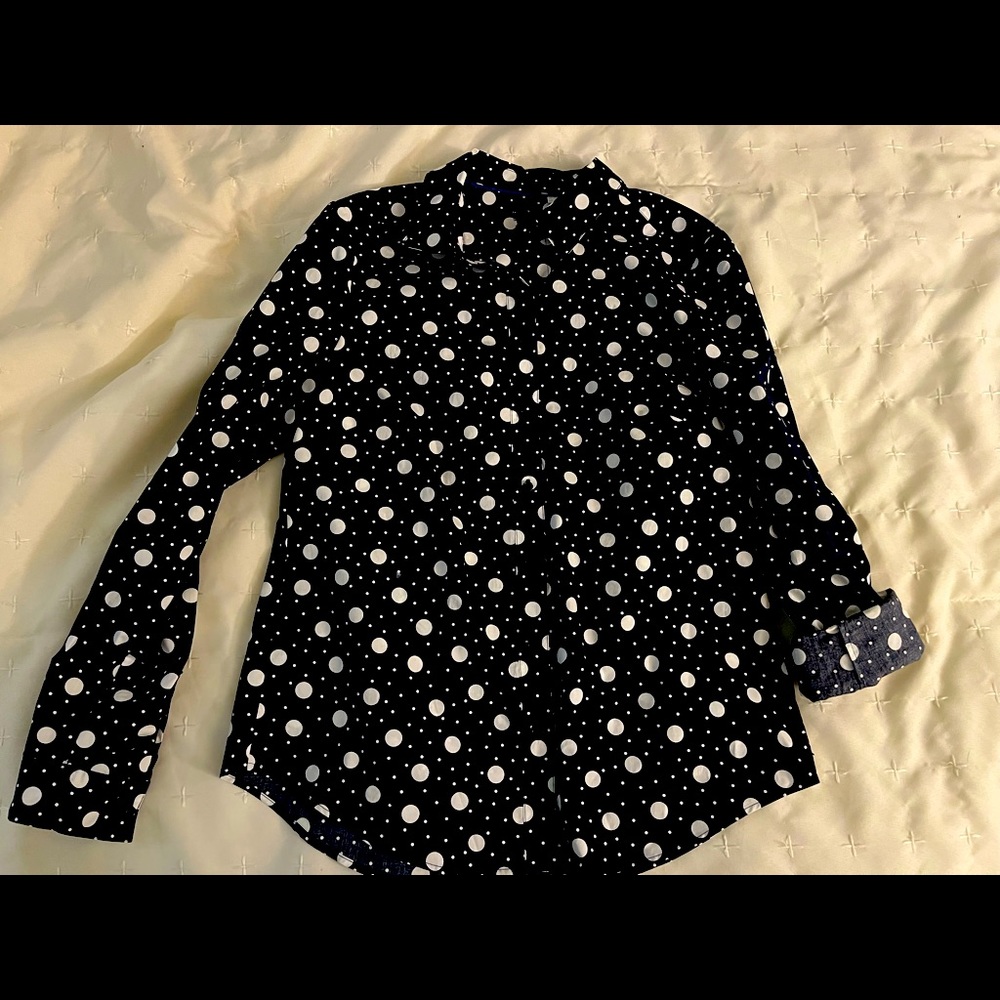Cute blue and white polka dot button down